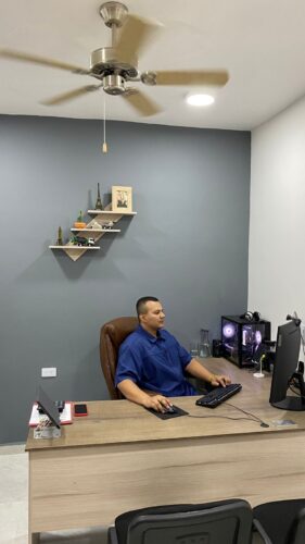 oficina de direccion general de remodelaciones jc en medellin