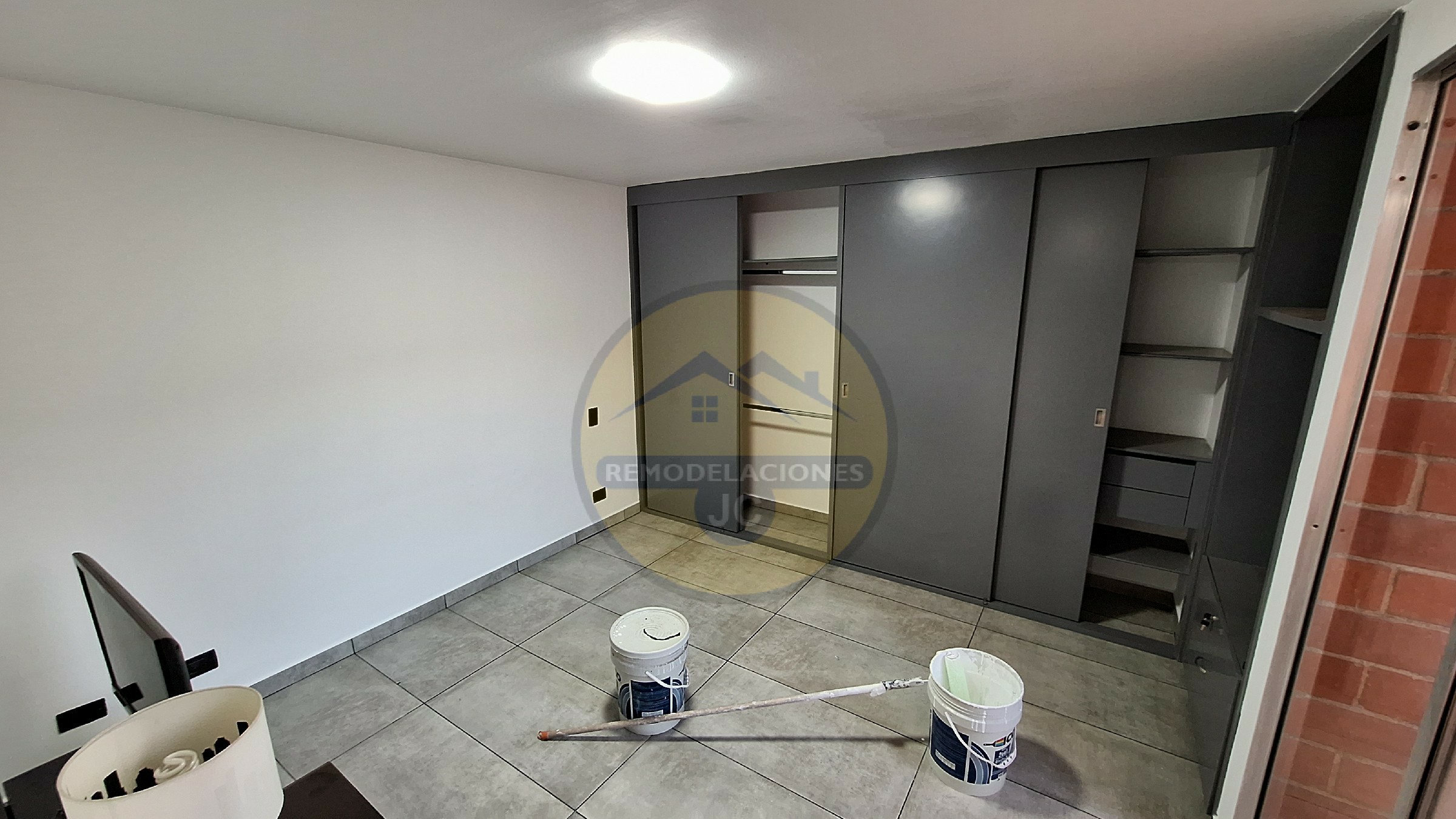 pintura de alcoba o habitación