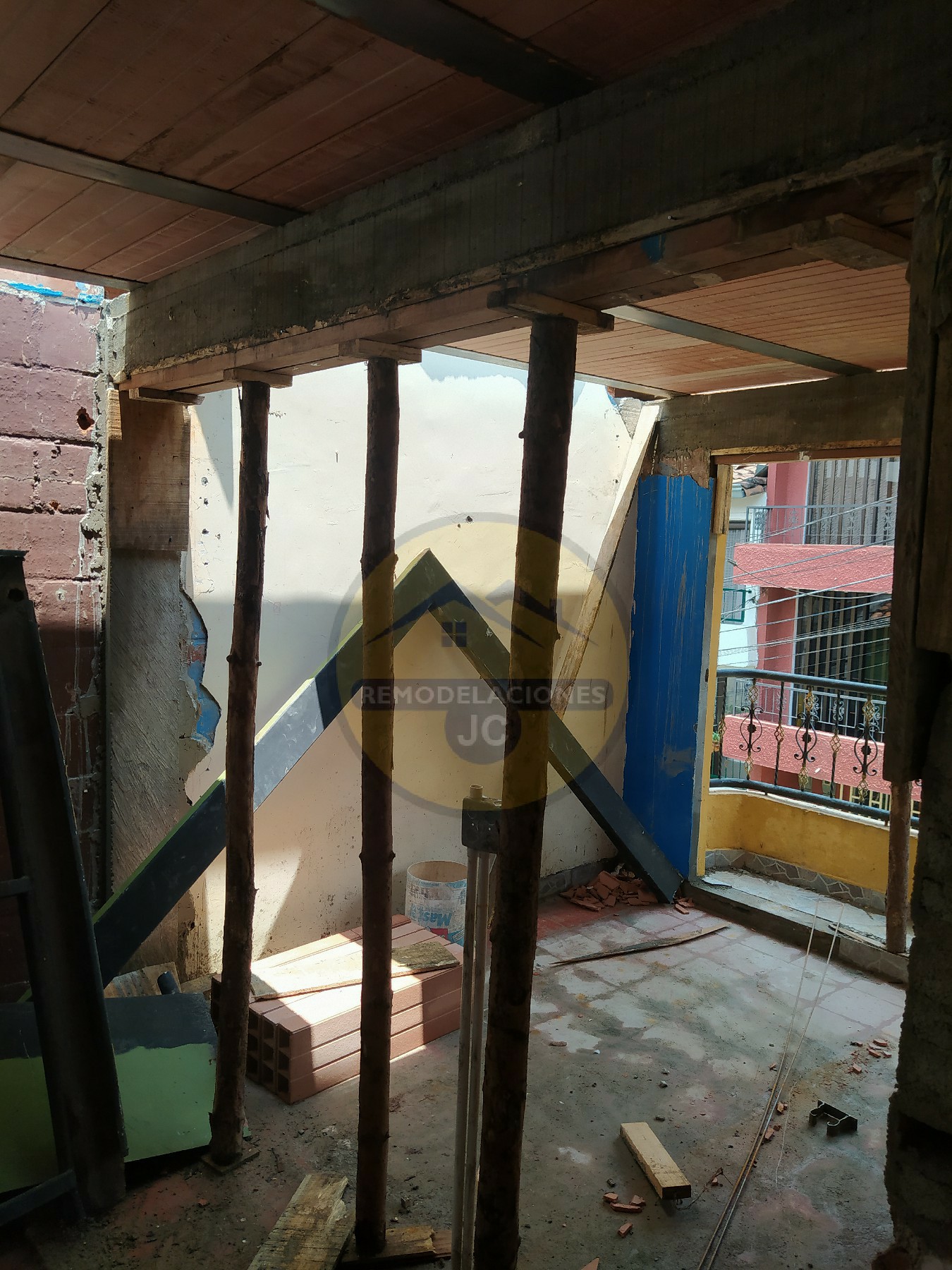 construcción de casa en proceso