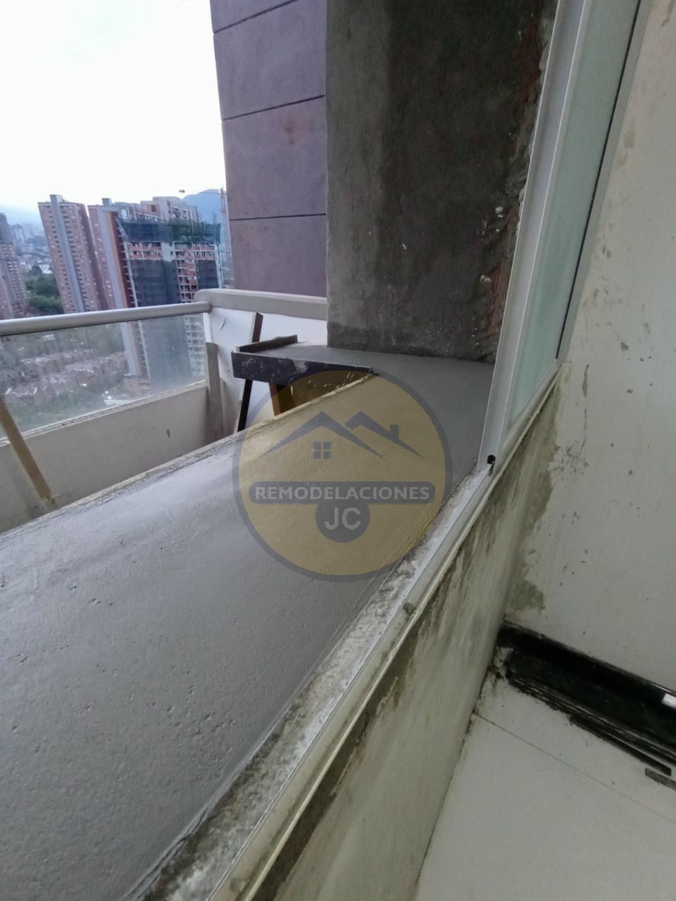 lagrimal de ventana vaciado en concreto para remodelación