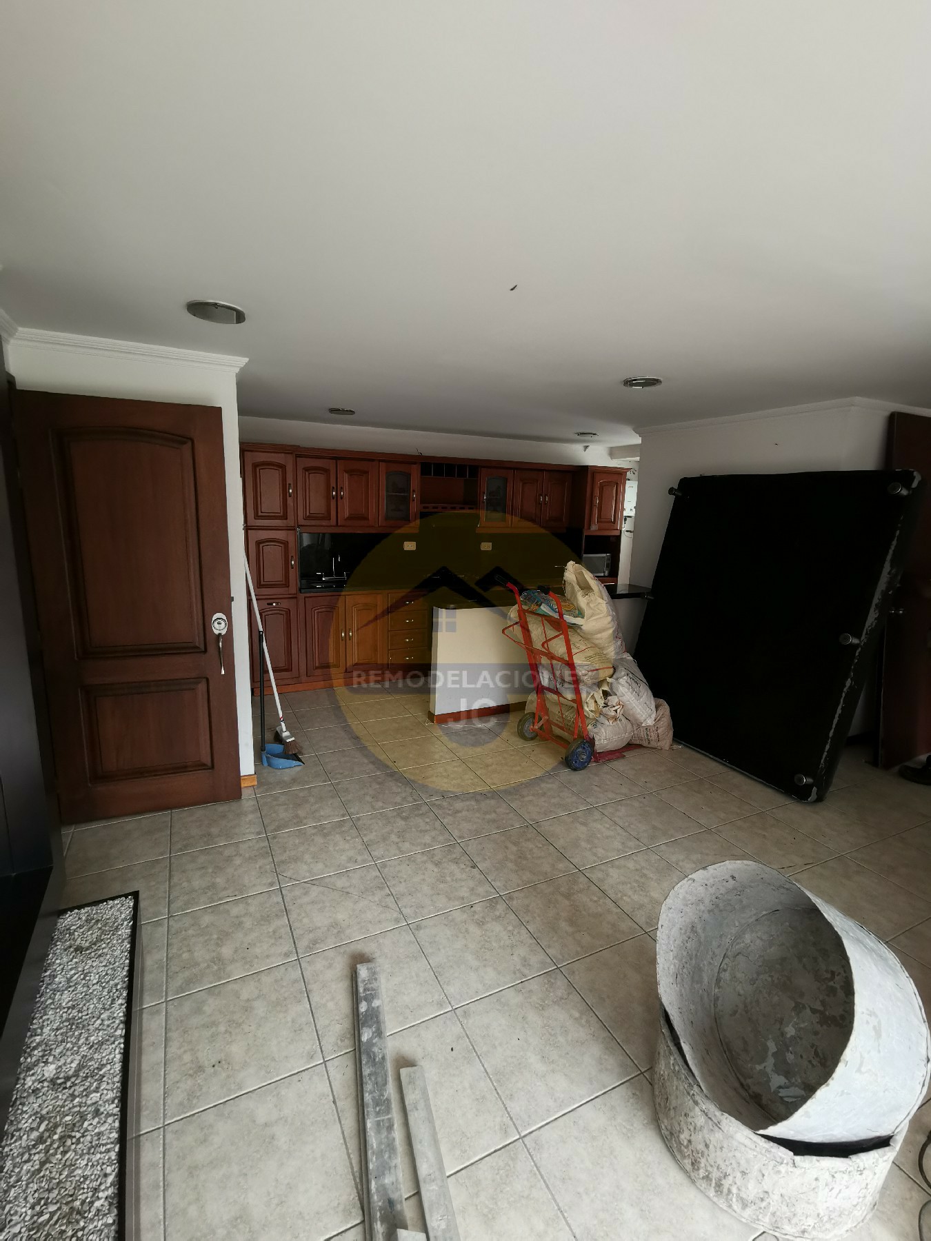 casa o apartamento antes de remodelar