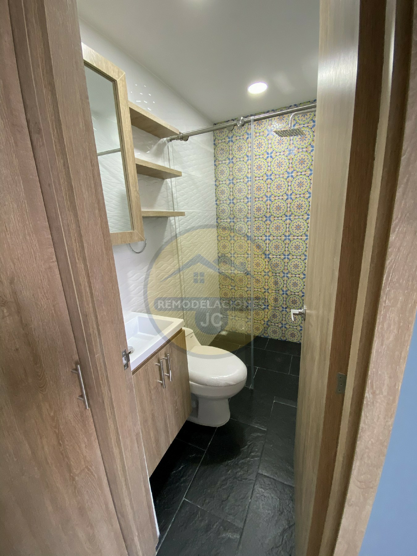 acabados de baño nuevo en bello